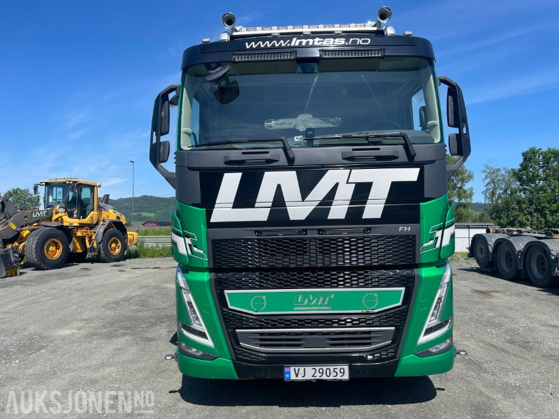 2022 Volvo FH 540 8X4 Tippbil, Tridem luftfjæring og hydraulisk styrt løpeaksel med single hjul - Sklápač: obrázok 5 2022 Volvo FH 540 8X4 Tippbil, Tridem luftfjæring og hydraulisk styrt løpeaksel med single hjul - Sklápač: obrázok 5