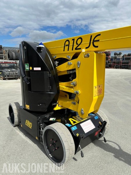 Pracovná plošina 2023 AIRO A12 JE, elektrisk bomlift -	Roterende Jibb - Arbeidshøyde 12,1 m. - Leveres med ny årskontroll!: obrázok 8