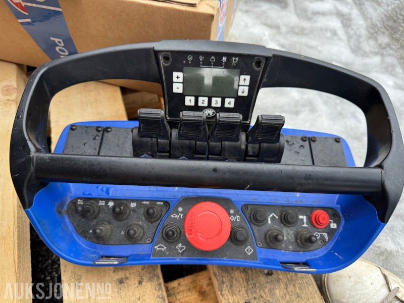 2023 HMF 910-RCS-K3 kran med fjernkontroll - Auto s hydraulickou rukou: obrázok 4 2023 HMF 910-RCS-K3 kran med fjernkontroll - Auto s hydraulickou rukou: obrázok 4