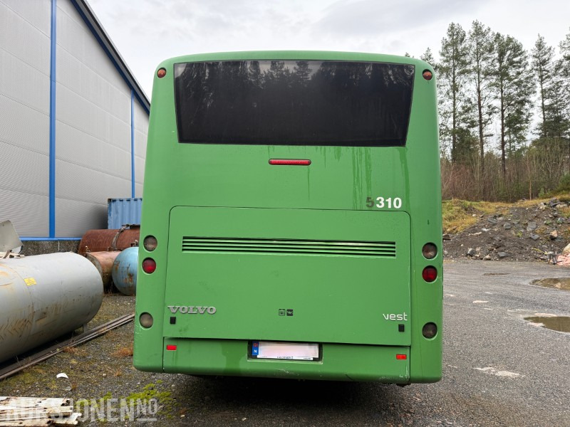 2006 Volvo B12B 4X2 - Campingbuss - Festivalbuss - Handicapheis - Solcelleanlegg - Autobus: obrázok 3 2006 Volvo B12B 4X2 - Campingbuss - Festivalbuss - Handicapheis - Solcelleanlegg - Autobus: obrázok 3