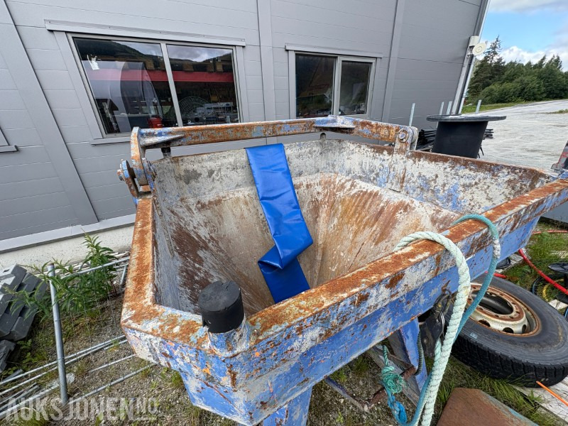 Betongtobb 1 000 liter - Stavebné zariadenia: obrázok 3 Betongtobb 1 000 liter - Stavebné zariadenia: obrázok 3