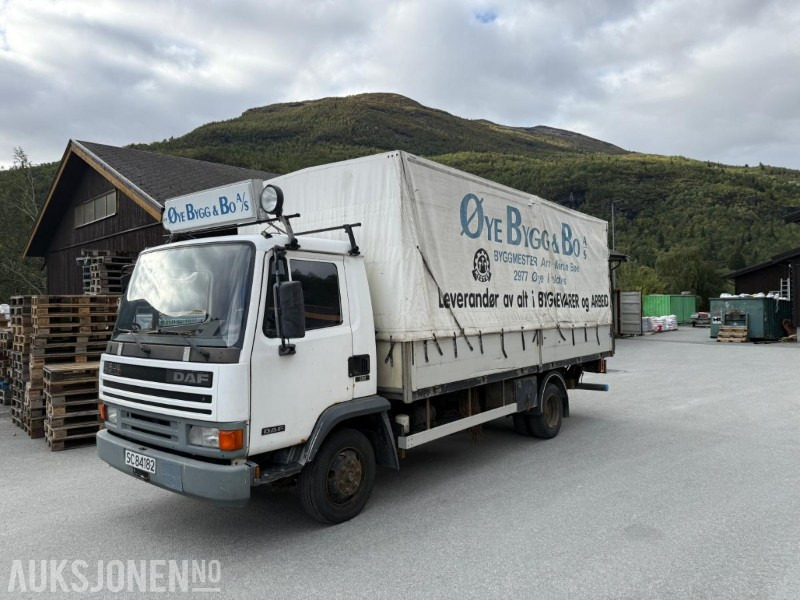 DAF FA 45 160 C08 med høy nyttelast - Skříňový nákladní auto: obrázok 1 DAF FA 45 160 C08 med høy nyttelast - Skříňový nákladní auto: obrázok 1