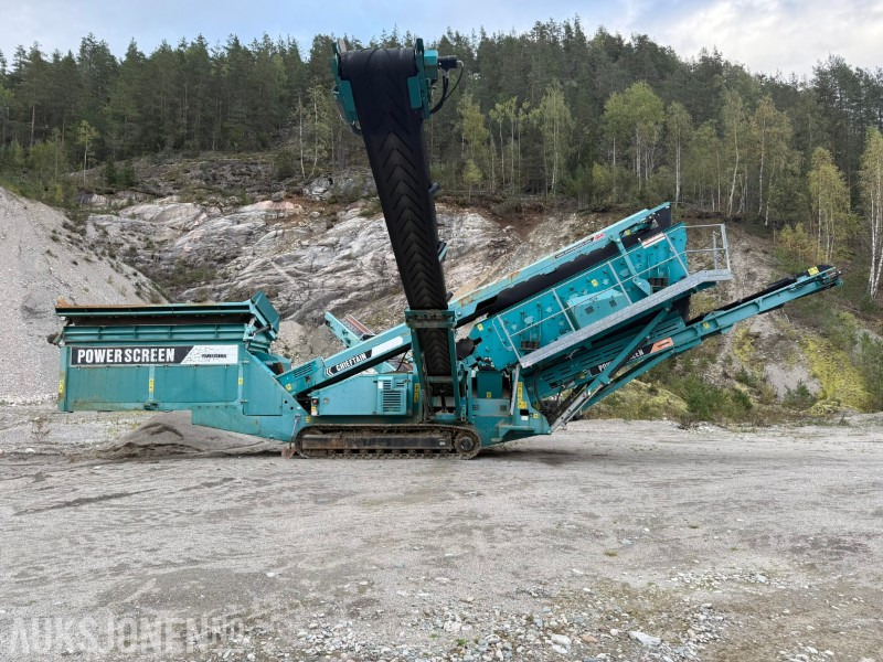 2011 Powerscreen Chieftain 1700 – 2011 modell - 4 Fraksjoner – kun 450 timer - Iné stroje: obrázok 2 2011 Powerscreen Chieftain 1700 – 2011 modell - 4 Fraksjoner – kun 450 timer - Iné stroje: obrázok 2