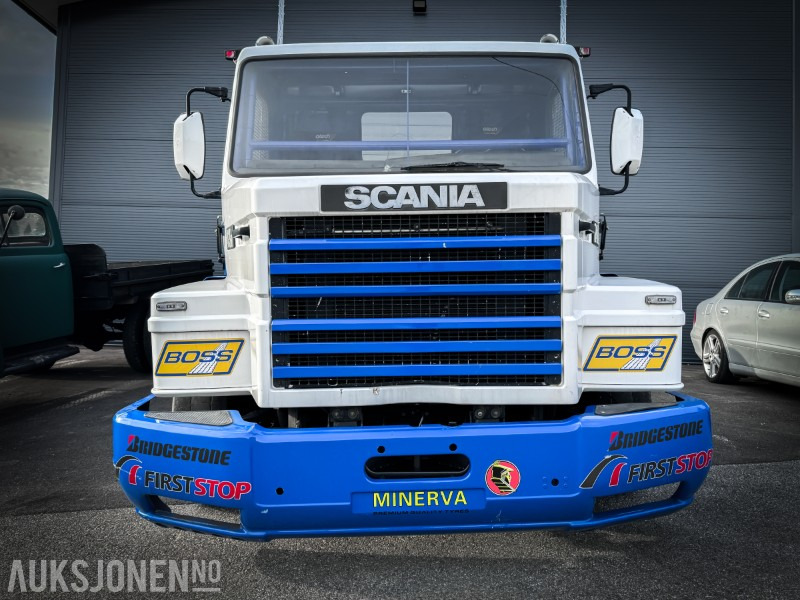 1989 Scania T 143M Racing Truck Snutebil - V8 motor - 950 hk - Spesialbygget av Scania i 1989 - Komunálne/ Špeciálne stroje: obrázok 2 1989 Scania T 143M Racing Truck Snutebil - V8 motor - 950 hk - Spesialbygget av Scania i 1989 - Komunálne/ Špeciálne stroje: obrázok 2