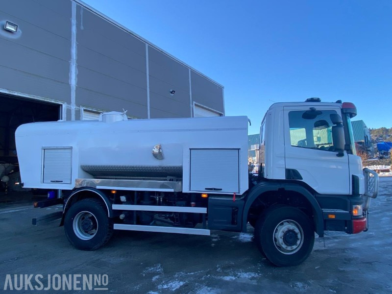 2000 Scania P-serie - Spylebil - Nyrestaurert - 4x4 - Komunálne/ Špeciálne stroje: obrázok 4 2000 Scania P-serie - Spylebil - Nyrestaurert - 4x4 - Komunálne/ Špeciálne stroje: obrázok 4