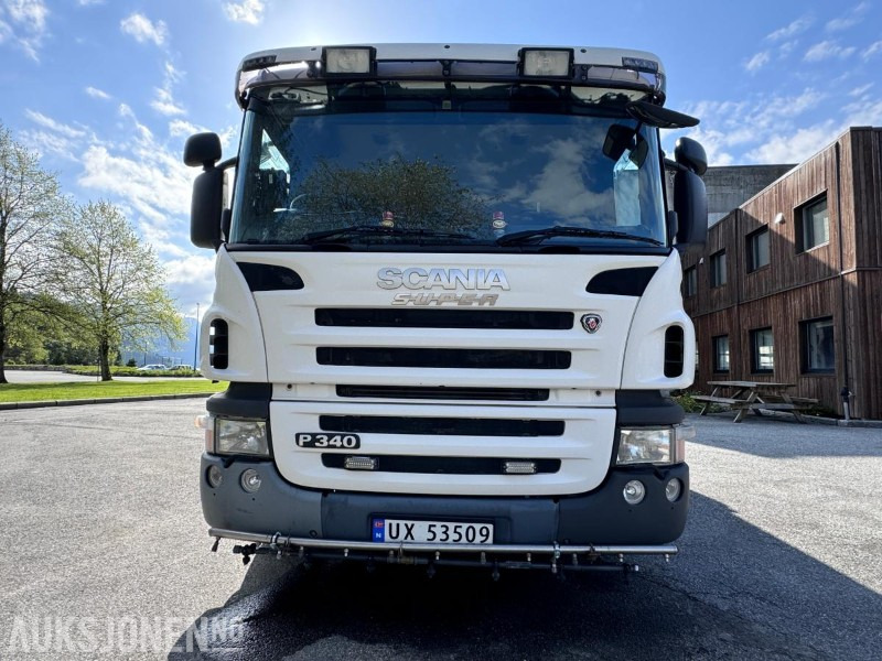 2006 Scania P340 DB - 4X2 - HNA Feiebil - Gått kun 99.688 km - Komunálne/ Špeciálne stroje: obrázok 2 2006 Scania P340 DB - 4X2 - HNA Feiebil - Gått kun 99.688 km - Komunálne/ Špeciálne stroje: obrázok 2
