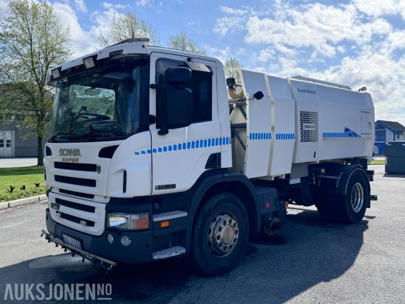 2006 Scania P340 DB - 4X2 - HNA Feiebil - Gått kun 99.688 km - Komunálne/ Špeciálne stroje: obrázok 1 2006 Scania P340 DB - 4X2 - HNA Feiebil - Gått kun 99.688 km - Komunálne/ Špeciálne stroje: obrázok 1