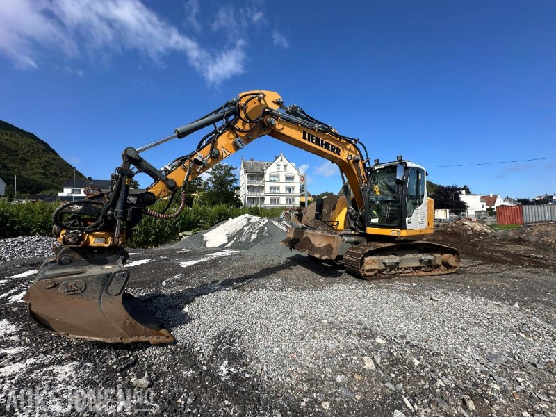 Liebherr R914 STD Compact Litronic Beltegraver - 2932 Timer - Sentralsmøring - Novatron 3D GPS - Kamera - 4 Skuffer - Rýpadlo: obrázok 1 Liebherr R914 STD Compact Litronic Beltegraver - 2932 Timer - Sentralsmøring - Novatron 3D GPS - Kamera - 4 Skuffer - Rýpadlo: obrázok 1