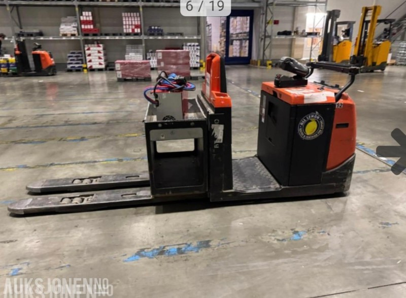 2014 BT OSE250 Plukktruck - Snile - Manipulačná technika: obrázok 3 2014 BT OSE250 Plukktruck - Snile - Manipulačná technika: obrázok 3