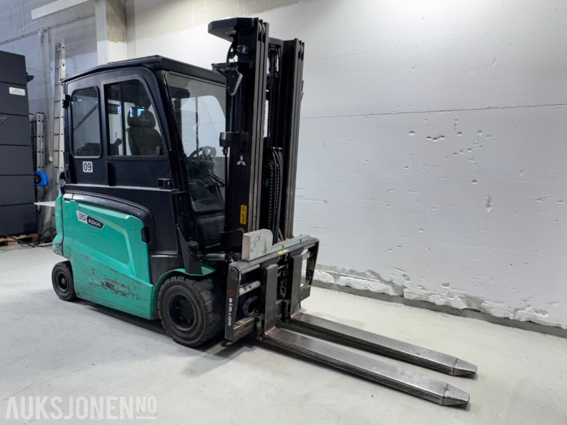 2019 Mitsubishi FB35N elektrisk motvektstruck - Manipulačná technika: obrázok 5 2019 Mitsubishi FB35N elektrisk motvektstruck - Manipulačná technika: obrázok 5