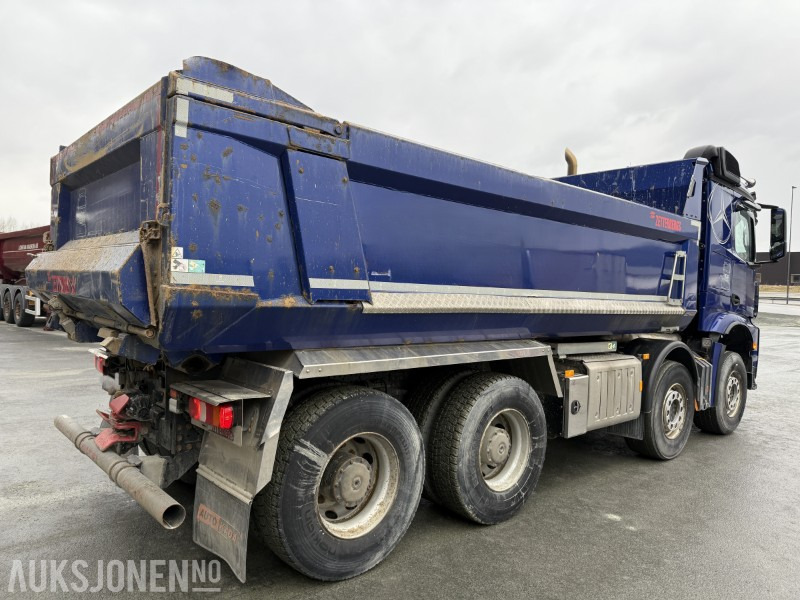Mercedes-Benz Arocs 3252 – 2021-modell, 520 hk, Zetterbergs dumperkasse - Sklápač: obrázok 4 Mercedes-Benz Arocs 3252 – 2021-modell, 520 hk, Zetterbergs dumperkasse - Sklápač: obrázok 4
