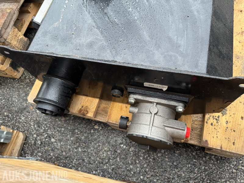 2024 Hydraulikktank - Nákladné auto: obrázok 4 2024 Hydraulikktank - Nákladné auto: obrázok 4