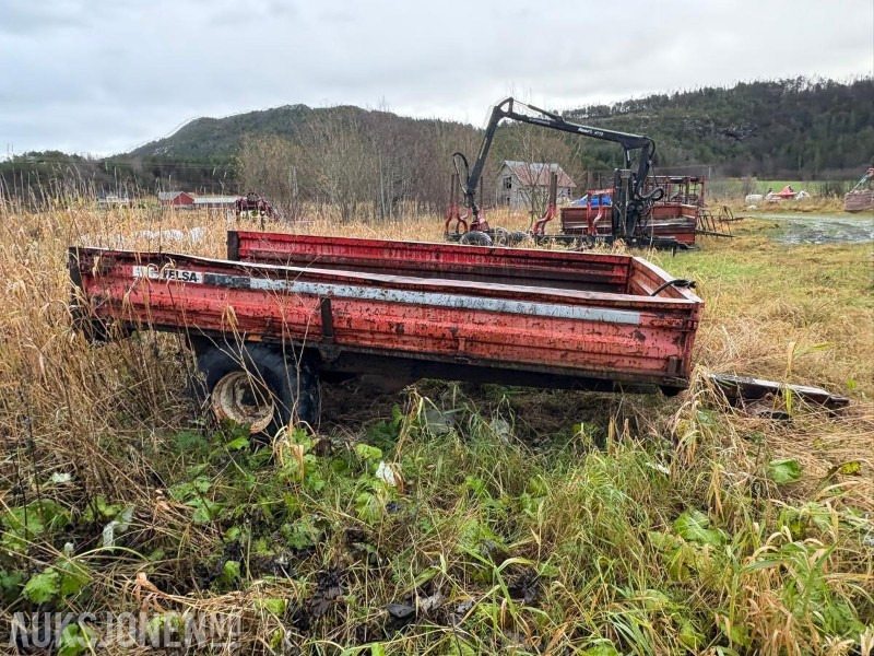 1 VESLA 40 TRAKTORHENGER - Poľnohospodárske stroje: obrázok 4 1 VESLA 40 TRAKTORHENGER - Poľnohospodárske stroje: obrázok 4