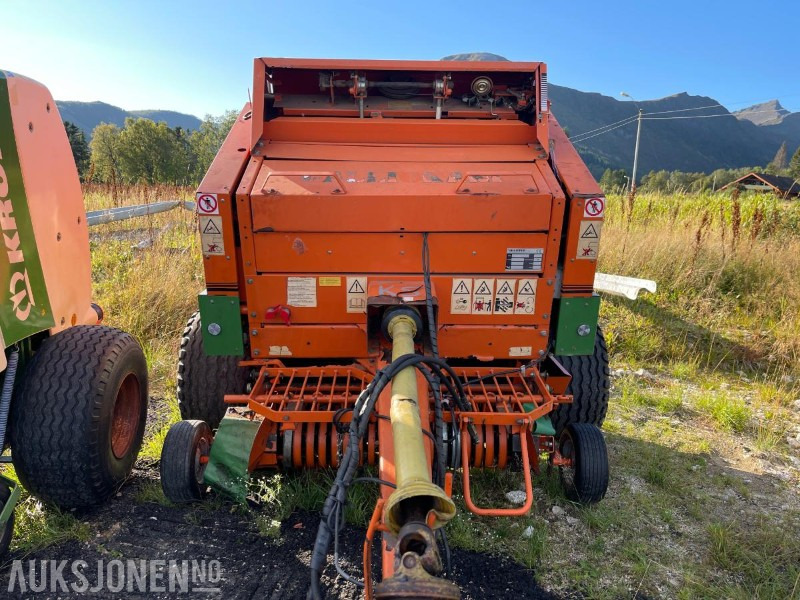 1999 Gallignani 3200 Rundballepresse selges som reparasjons objekt - Poľnohospodárske stroje: obrázok 2 1999 Gallignani 3200 Rundballepresse selges som reparasjons objekt - Poľnohospodárske stroje: obrázok 2