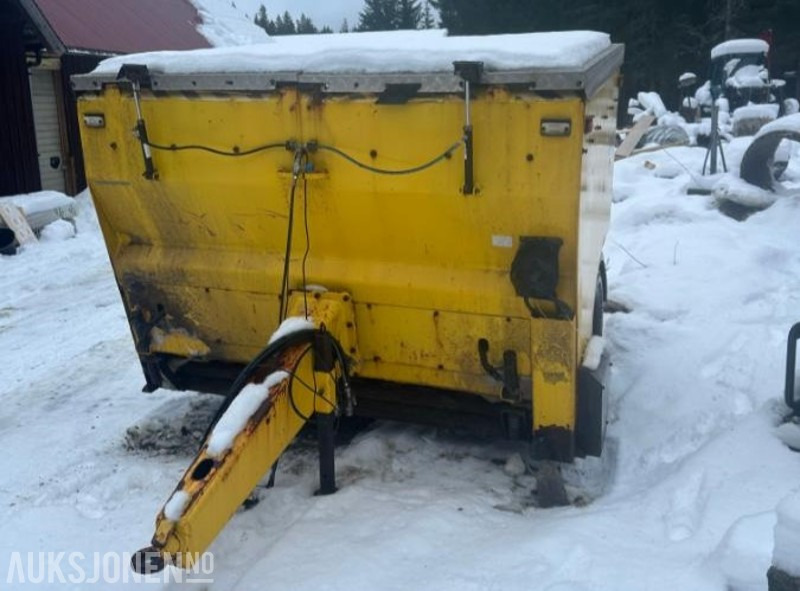 2010 Strøvogn / Sandstrøer - Vama TH 2500 - Poľnohospodárske stroje: obrázok 2 2010 Strøvogn / Sandstrøer - Vama TH 2500 - Poľnohospodárske stroje: obrázok 2