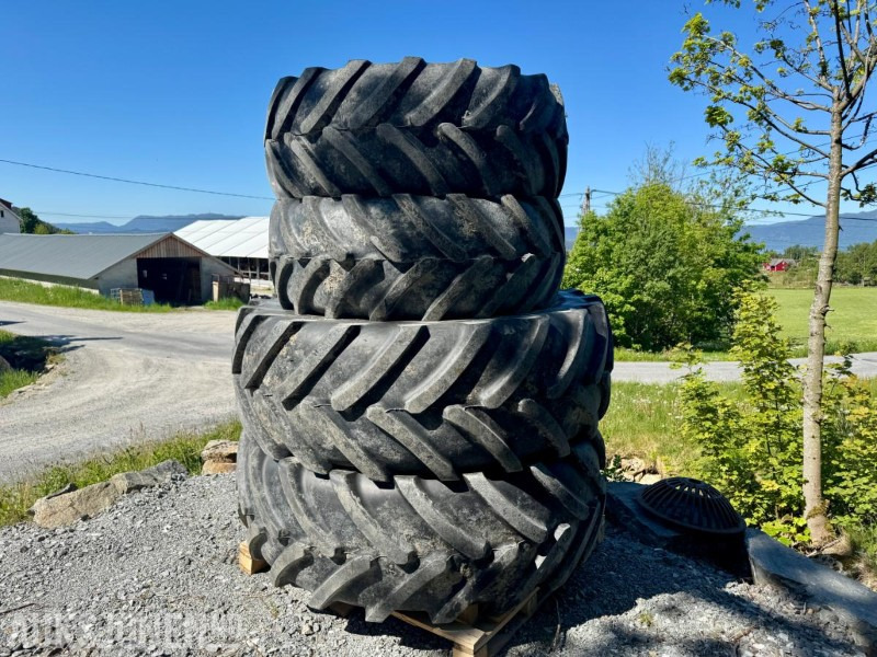 2020 Bridgestone - VF 650/65-42 - VF 540/65-30 - Traktordekk Sett - Poľnohospodárske stroje: obrázok 4 2020 Bridgestone - VF 650/65-42 - VF 540/65-30 - Traktordekk Sett - Poľnohospodárske stroje: obrázok 4