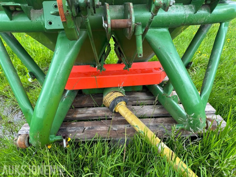 AMAZONE ZA-F 604R GJØDSELSPREDER - Poľnohospodárske stroje: obrázok 2 AMAZONE ZA-F 604R GJØDSELSPREDER - Poľnohospodárske stroje: obrázok 2