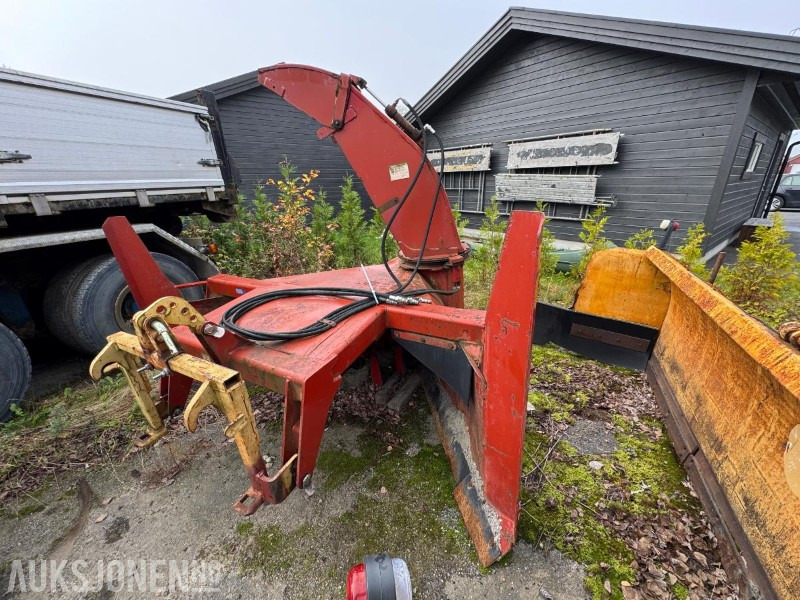 Dalen snøfres med hydraulisk tut - Poľnohospodárske stroje: obrázok 1 Dalen snøfres med hydraulisk tut - Poľnohospodárske stroje: obrázok 1