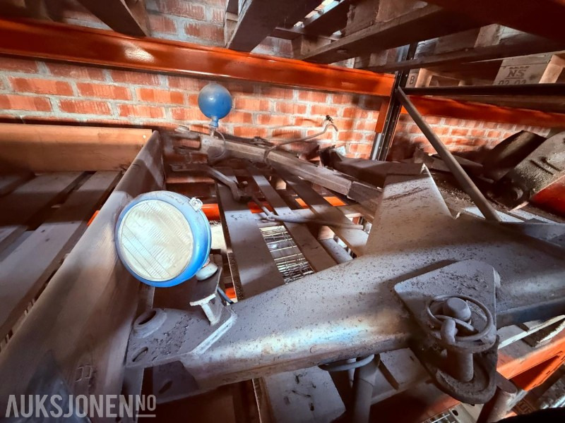Frontlaster/Lasteaperat til Traktor - Poľnohospodárske stroje: obrázok 5 Frontlaster/Lasteaperat til Traktor - Poľnohospodárske stroje: obrázok 5