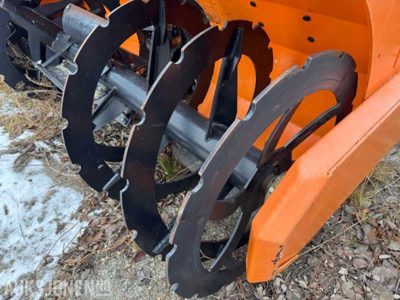 Hydromann 3330F 2-trinns snøfreser for frontmontering - Poľnohospodárske stroje: obrázok 3 Hydromann 3330F 2-trinns snøfreser for frontmontering - Poľnohospodárske stroje: obrázok 3