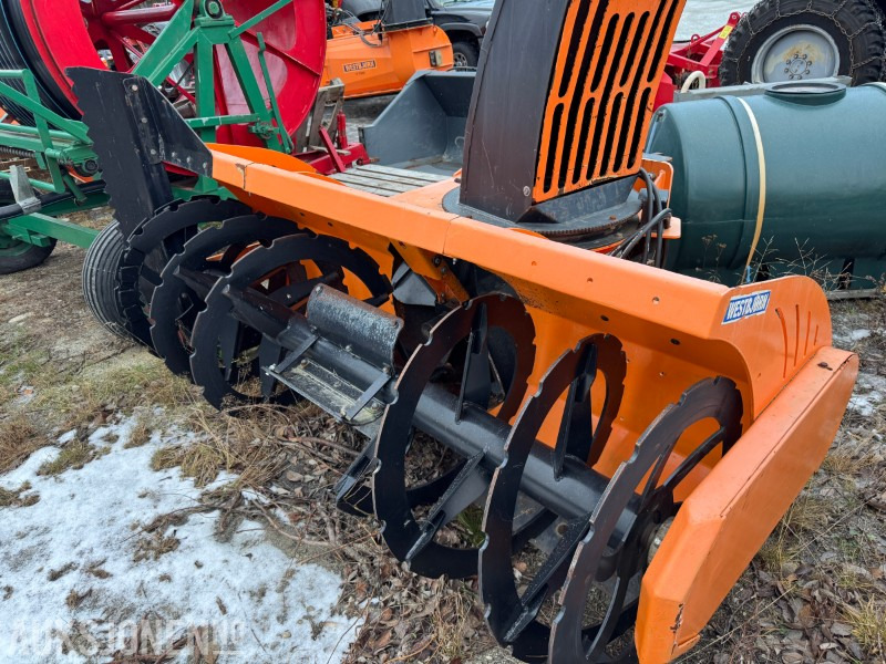 Hydromann 3330F 2-trinns snøfreser for frontmontering - Poľnohospodárske stroje: obrázok 2 Hydromann 3330F 2-trinns snøfreser for frontmontering - Poľnohospodárske stroje: obrázok 2