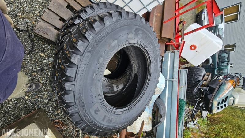 Nokian dekksett med 4 stk dekk - 2 størrelser - Poľnohospodárske stroje: obrázok 2 Nokian dekksett med 4 stk dekk - 2 størrelser - Poľnohospodárske stroje: obrázok 2