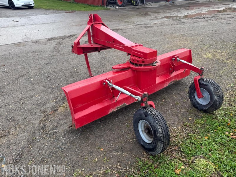 Planeringsskjær til traktor - Poľnohospodárske stroje: obrázok 5 Planeringsskjær til traktor - Poľnohospodárske stroje: obrázok 5
