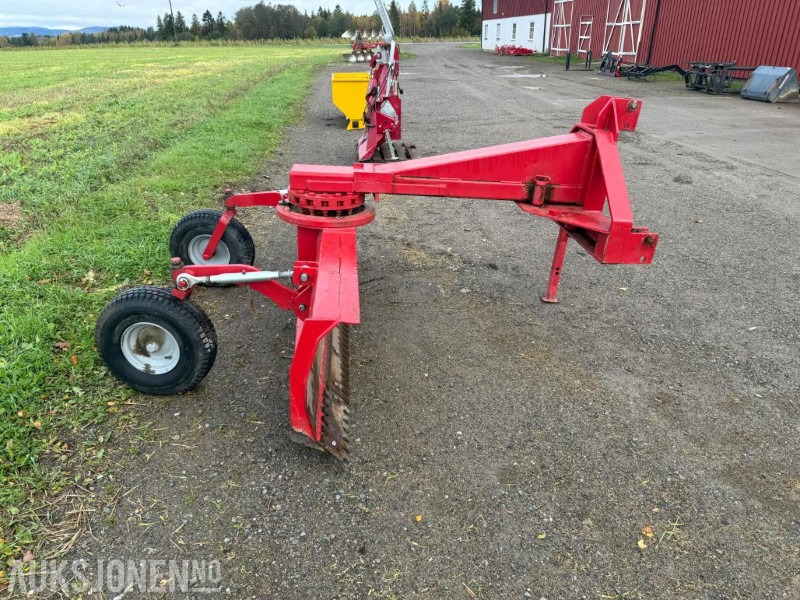 Planeringsskjær til traktor - Poľnohospodárske stroje: obrázok 2 Planeringsskjær til traktor - Poľnohospodárske stroje: obrázok 2