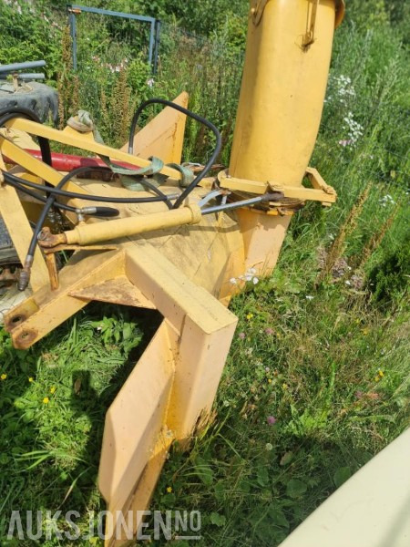 Traktor Snøfres 3 punkter feste med hydraulisk utkast - Poľnohospodárske stroje: obrázok 3 Traktor Snøfres 3 punkter feste med hydraulisk utkast - Poľnohospodárske stroje: obrázok 3