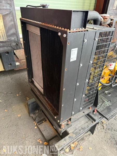 2017 JCB 80kva. Diesel Aggerigat/Generator - Priemyselný stroj: obrázok 3 2017 JCB 80kva. Diesel Aggerigat/Generator - Priemyselný stroj: obrázok 3