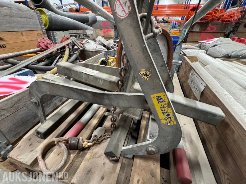 2 stk vakuumløftere og 1 stik Steinklype - Weha og Brobst Vakuumløftere - Brobst steinklype - Príslušenstvo pre Stavebné stroje: obrázok 5 2 stk vakuumløftere og 1 stik Steinklype - Weha og Brobst Vakuumløftere - Brobst steinklype - Príslušenstvo pre Stavebné stroje: obrázok 5