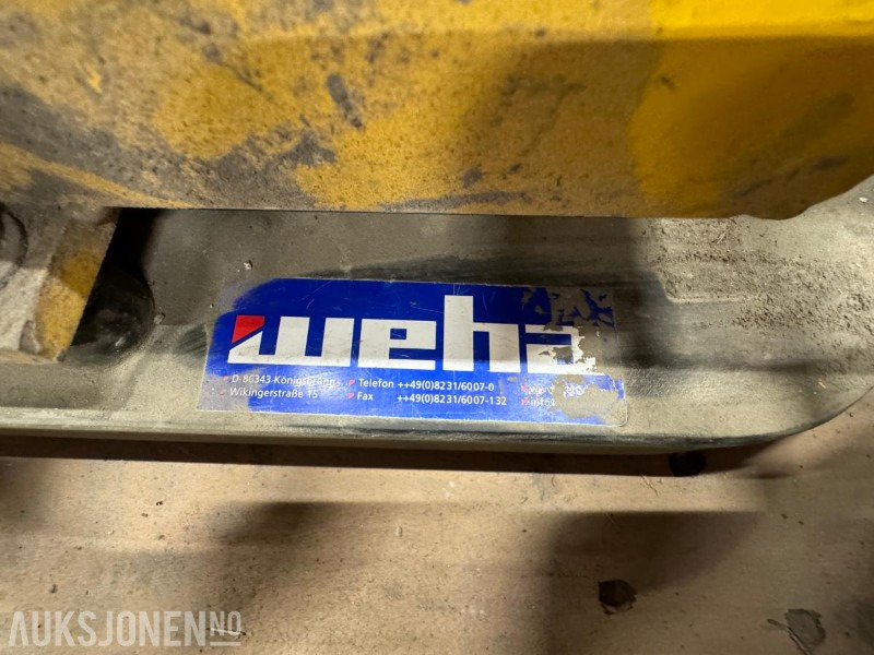 2 stk vakuumløftere og 1 stik Steinklype - Weha og Brobst Vakuumløftere - Brobst steinklype - Príslušenstvo pre Stavebné stroje: obrázok 3 2 stk vakuumløftere og 1 stik Steinklype - Weha og Brobst Vakuumløftere - Brobst steinklype - Príslušenstvo pre Stavebné stroje: obrázok 3