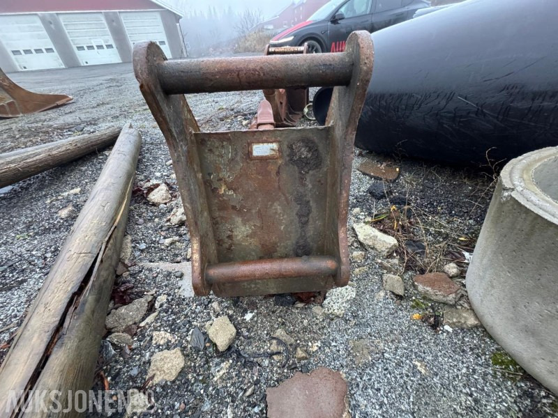 2012 SMP rippertann – S70 feste - Príslušenstvo pre Stavebné stroje: obrázok 4 2012 SMP rippertann – S70 feste - Príslušenstvo pre Stavebné stroje: obrázok 4