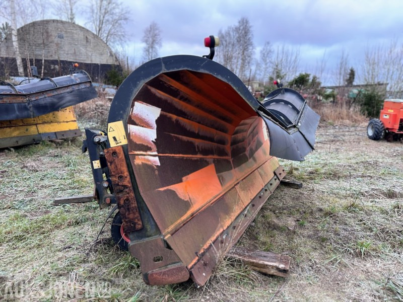 2012 TELLEFSDAL K-70 3400 P SNØPLOG - Príslušenstvo pre Stavebné stroje: obrázok 2 2012 TELLEFSDAL K-70 3400 P SNØPLOG - Príslušenstvo pre Stavebné stroje: obrázok 2