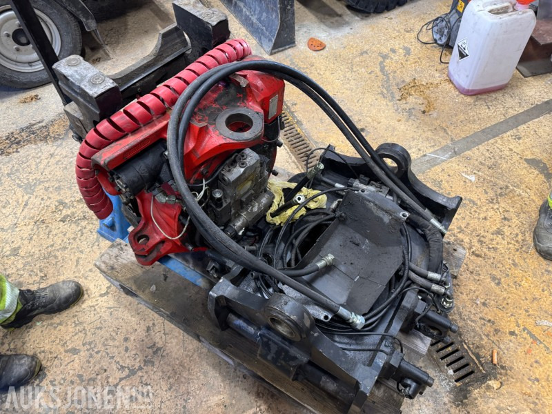 2018 ROTOTILT R6 REP.OBJEKT/DELER - Príslušenstvo pre Stavebné stroje: obrázok 1 2018 ROTOTILT R6 REP.OBJEKT/DELER - Príslušenstvo pre Stavebné stroje: obrázok 1