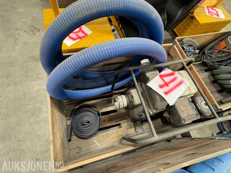 Koshin Trash Vannpumpe KTH-80X med Honda GX240 8.0 motor - 1340 l/min - Ø 80 mm - Príslušenstvo pre Stavebné stroje: obrázok 1 Koshin Trash Vannpumpe KTH-80X med Honda GX240 8.0 motor - 1340 l/min - Ø 80 mm - Príslušenstvo pre Stavebné stroje: obrázok 1