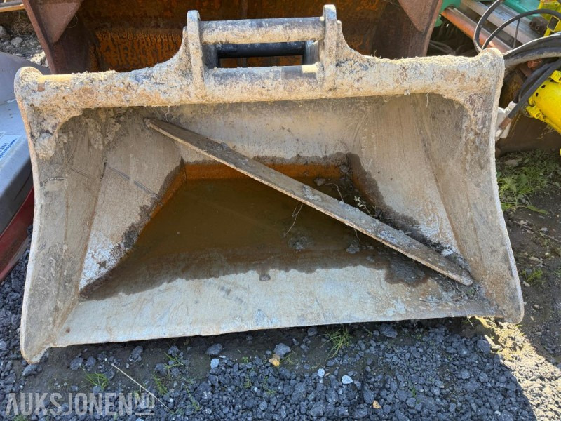 Skuffe m/S60 feste 145cm bredde - Príslušenstvo pre Stavebné stroje: obrázok 2 Skuffe m/S60 feste 145cm bredde - Príslušenstvo pre Stavebné stroje: obrázok 2
