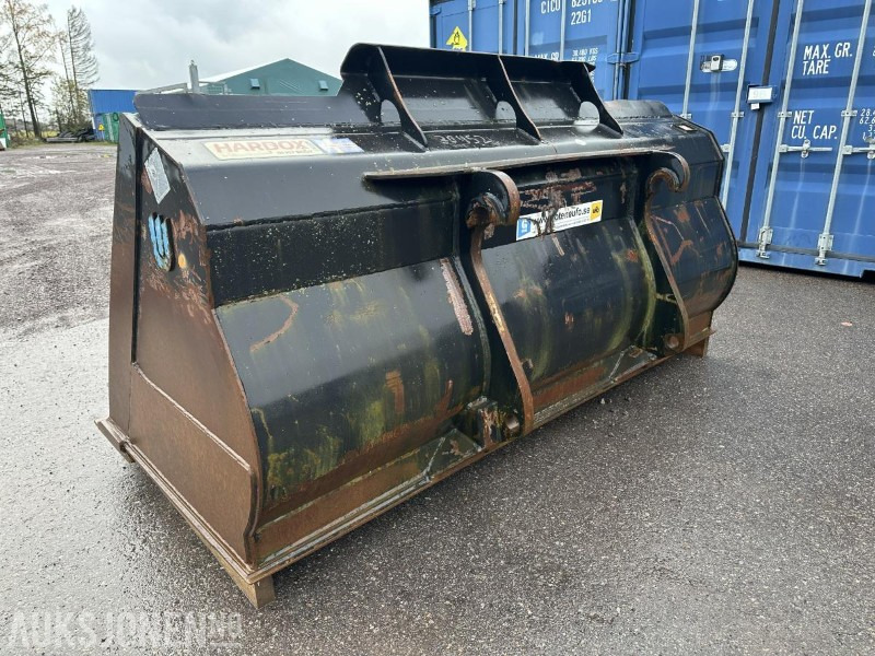 UFO Lasteskuff 2200L BM-feste - Príslušenstvo pre Stavebné stroje: obrázok 4 UFO Lasteskuff 2200L BM-feste - Príslušenstvo pre Stavebné stroje: obrázok 4