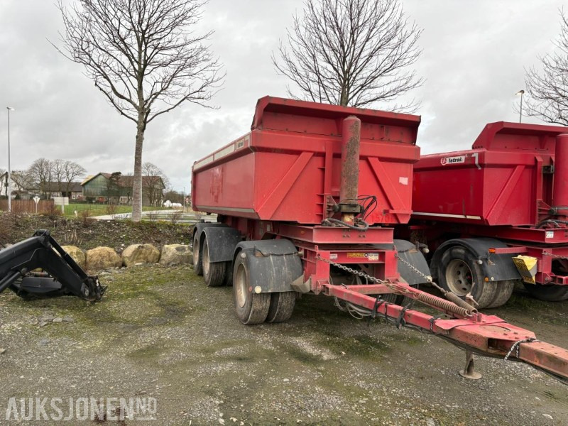 Istrail 3 akslet tipp henger - Príves: obrázok 3 Istrail 3 akslet tipp henger - Príves: obrázok 3