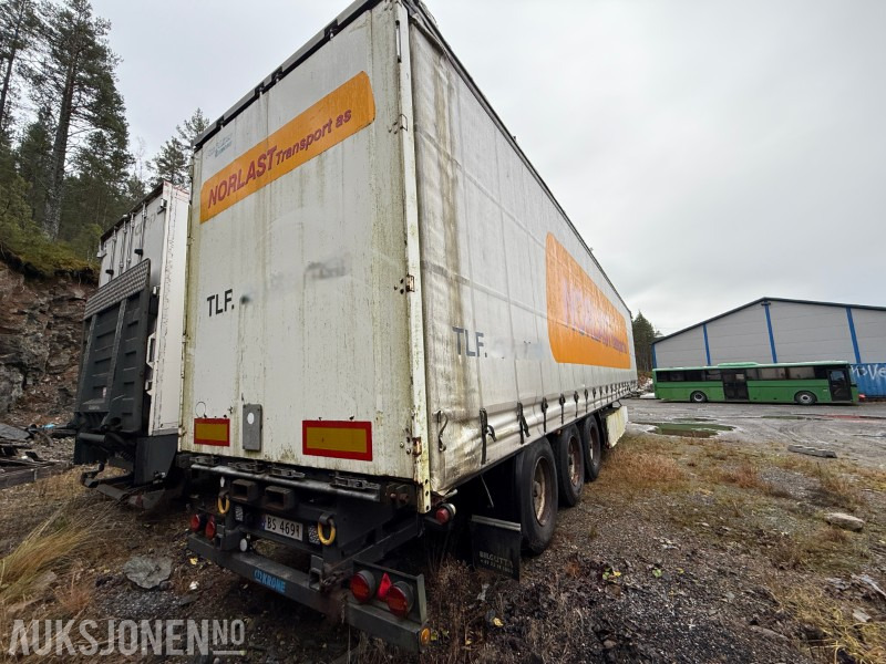 Krone Profi Liner Nordic SD kapellsemi – hevbart tak – medbringertruck-feste – åpning begge sider - Príves: obrázok 4 Krone Profi Liner Nordic SD kapellsemi – hevbart tak – medbringertruck-feste – åpning begge sider - Príves: obrázok 4