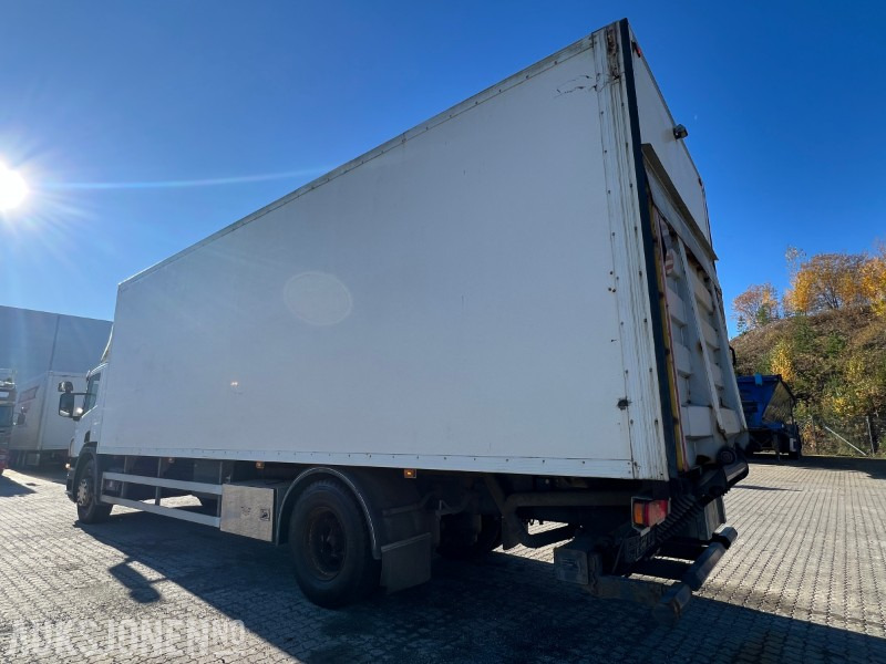 Scania P-280 - Skříňový nákladní auto: obrázok 3 Scania P-280 - Skříňový nákladní auto: obrázok 3