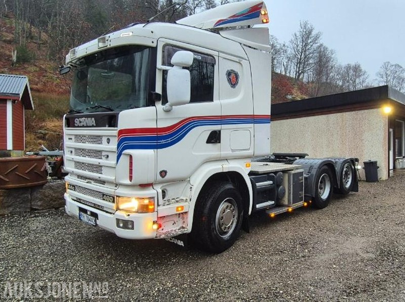 1999 Scania R-serie R144 trekkvogn med hydraulikk NY EU OG SKRIVERKONTROLL - Ťahač: obrázok 1 1999 Scania R-serie R144 trekkvogn med hydraulikk NY EU OG SKRIVERKONTROLL - Ťahač: obrázok 1