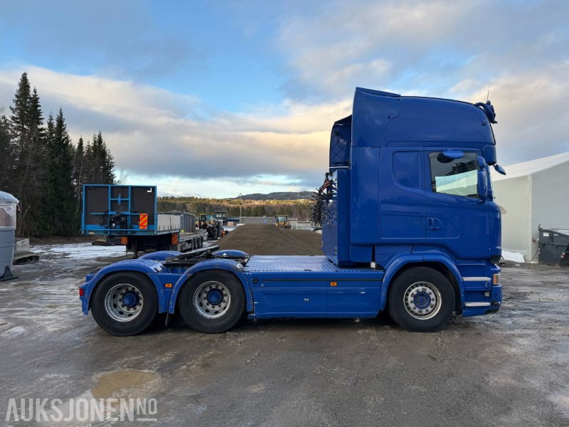 2015 Scania R-serie 6x4 Påkostet - Brøyterigget - Tipphydraulikk - Sprederhydraulikk - 675 643km - Ťahač: obrázok 4 2015 Scania R-serie 6x4 Påkostet - Brøyterigget - Tipphydraulikk - Sprederhydraulikk - 675 643km - Ťahač: obrázok 4