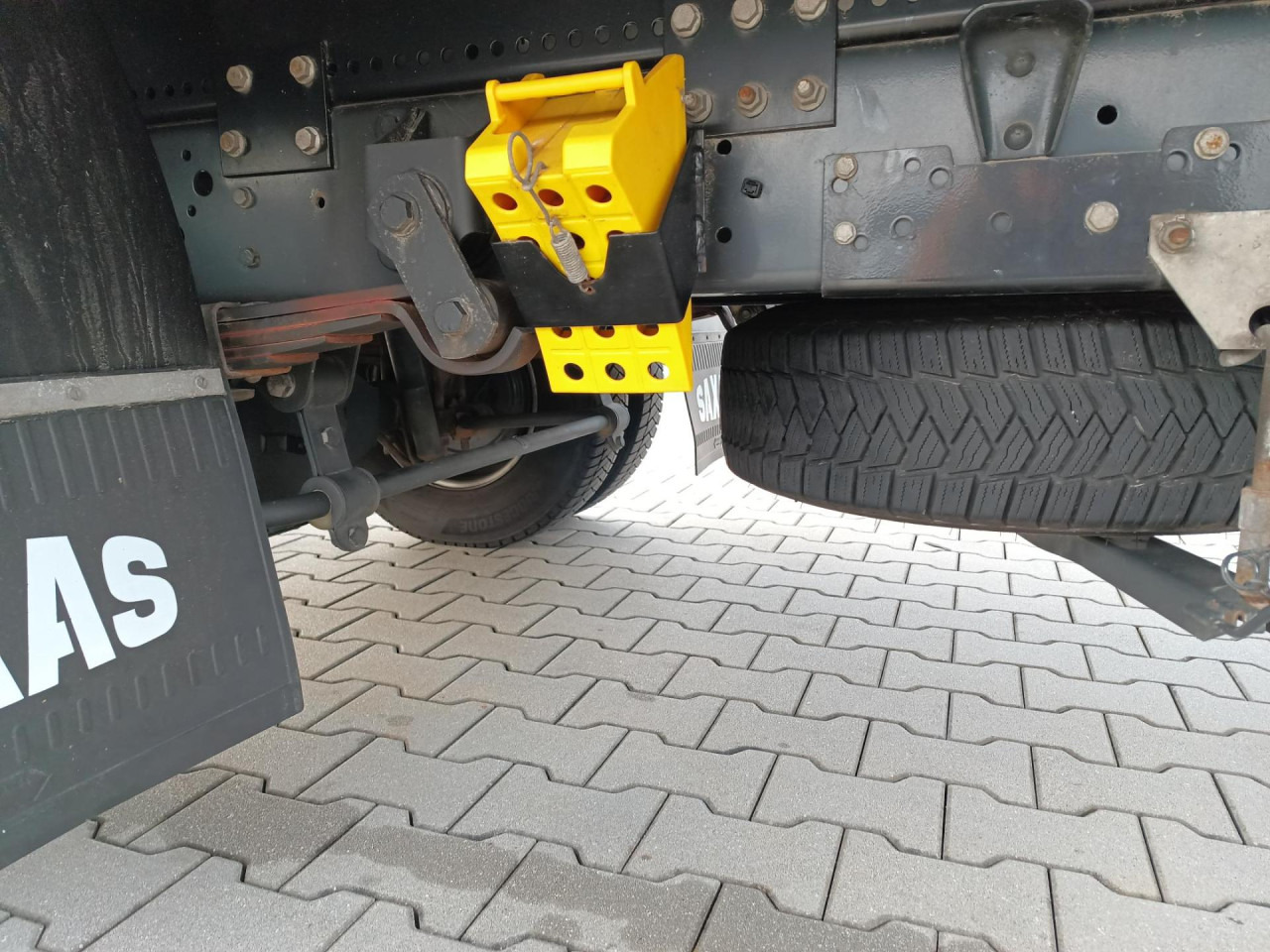 IVECO Daily 70C18A8 - Dodávka skriňová nadstavba: obrázok 4 IVECO Daily 70C18A8 - Dodávka skriňová nadstavba: obrázok 4