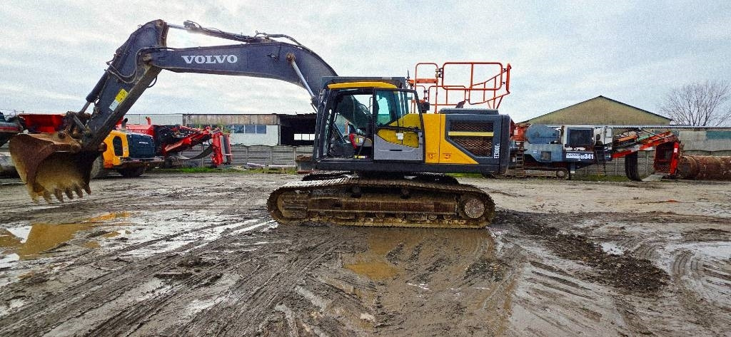 Volvo EC 300 EL - Pásové rýpadlo: obrázok 3 Volvo EC 300 EL - Pásové rýpadlo: obrázok 3