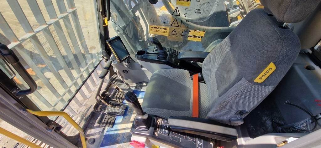 Volvo EC 380 EL - Pásové rýpadlo: obrázok 5 Volvo EC 380 EL - Pásové rýpadlo: obrázok 5