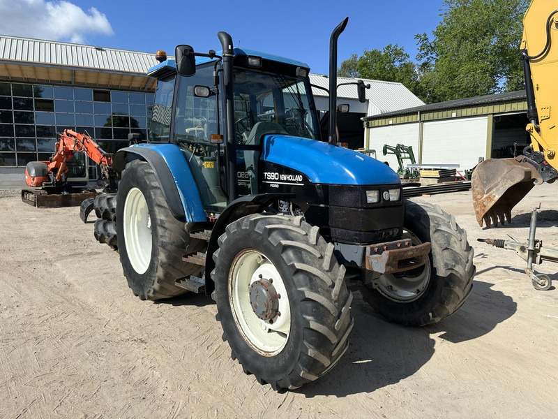 New Holland TS 90 - Traktor: obrázok 3 New Holland TS 90 - Traktor: obrázok 3