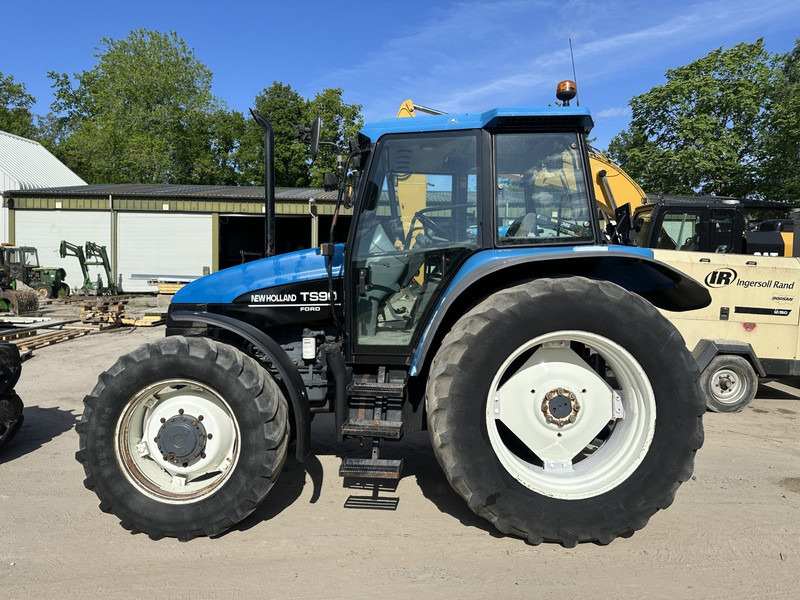 New Holland TS 90 - Traktor: obrázok 4 New Holland TS 90 - Traktor: obrázok 4