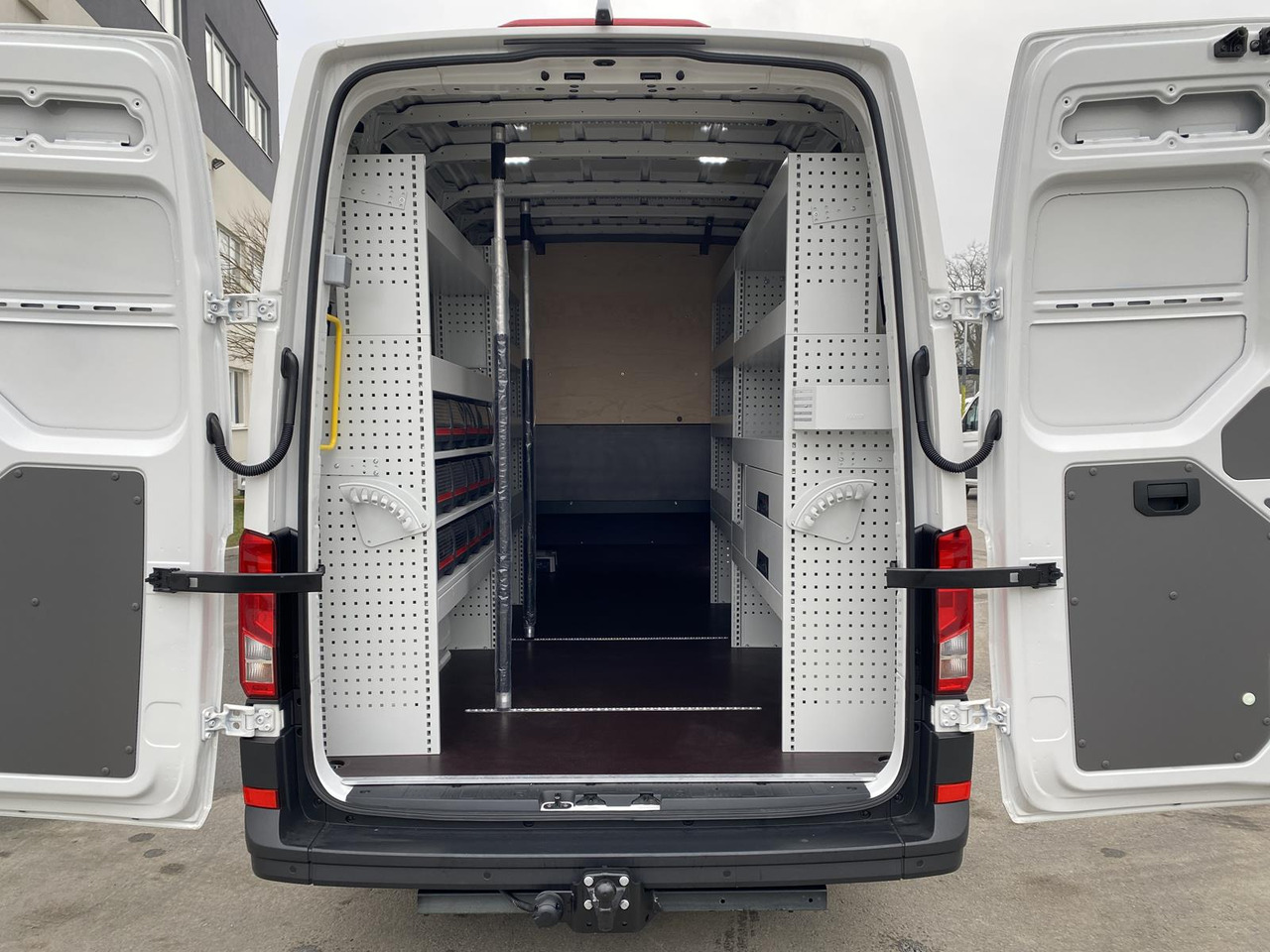MAN TGE L4H3 180KM | SITZBANK ZWEITE REIHE + FLEXMO EINRICHTUNG - Mikrobus: obrázok 2 MAN TGE L4H3 180KM | SITZBANK ZWEITE REIHE + FLEXMO EINRICHTUNG - Mikrobus: obrázok 2