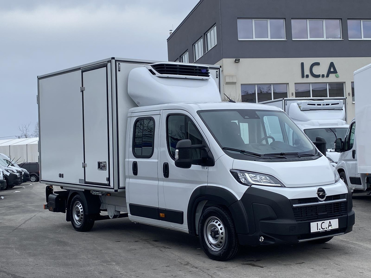 OPEL MOVANO 1+6 DOKA 140PS | KÜHLKOFFER + LADERAMPE - Chladiarenská dodávka: obrázok 3 OPEL MOVANO 1+6 DOKA 140PS | KÜHLKOFFER + LADERAMPE - Chladiarenská dodávka: obrázok 3